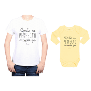 Conjunto Nadie es perfecto excepto yo Polera y Body Calambur 100% algodón modelo Papá Bebé