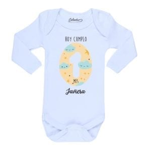 body bebe calambur cumple mes personalizado color blanco